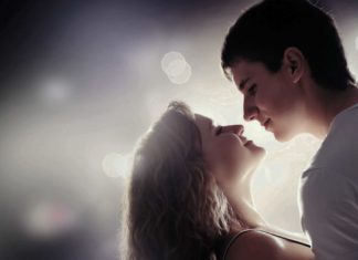 7 Never Out of Fashion Romantic Gestures