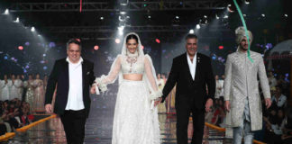 Sonam Kapoor Walks The Ramp At The Wedding Show Of the Year Sonam Kapoor