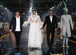 Sonam Kapoor Walks The Ramp At The Wedding Show Of the Year Sonam Kapoor