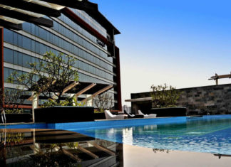 Crowne Plaza Bengaluru Electronic City: Why Stay Anywhere Else? Crowne Plaza Bengaluru Electronic City