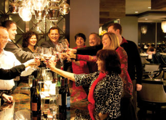 Six fun things you can do with your family before your wedding Wedding