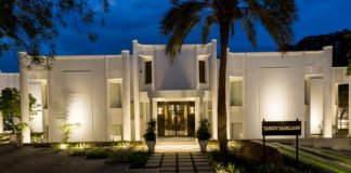 5 Bollywood Actresses Whose Speculated Relationships Keep Us Engaged