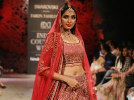 Tarun Tahiliani And Swarovski Spell Magic On the ICW Runway Designer Tarun Tahiliani Presenting his collection @ FDCI India Couture Week 2019 (9)
