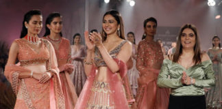 ICW 2019: Rakul Preet Sets The Ramp Ablaze In A Reynu Taandon Ensemble