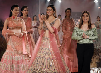 ICW 2019: Rakul Preet Sets The Ramp Ablaze In A Reynu Taandon Ensemble