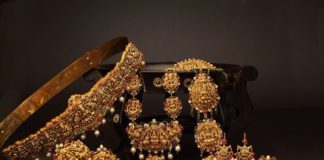 Top 5 Stunning Temple Jewellery For The Bride Who Is Traditional At Heart