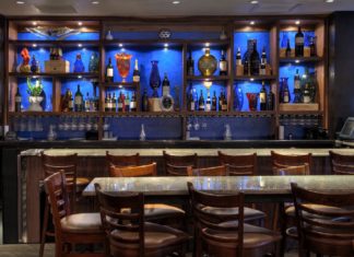 Newly Weds Can Try These Mini Bars In Their New Homes