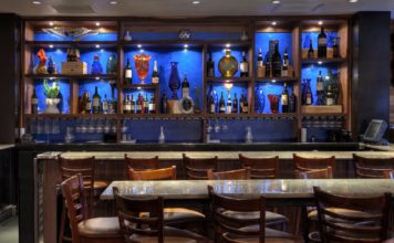 Newly Weds Can Try These Mini Bars In Their New Homes