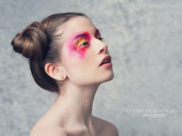 Retro Beauty For The Holiday Season