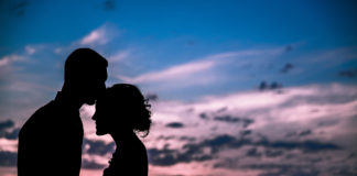 Romance In Courtship Period