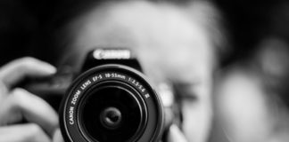 Things To Consider While Selecting A Wedding Photographer