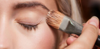 Base makeup that feels like second skin makeup