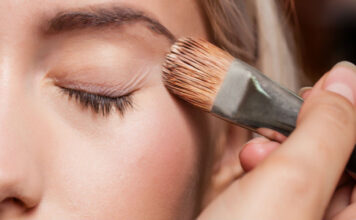 Base makeup that feels like second skin makeup