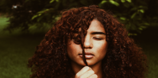 Hairstyling mistakes that cause hair loss or thinning hair