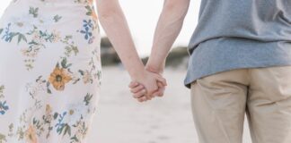 A few reasons why forgiveness is important in a relationship