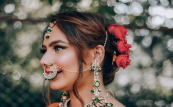 Significance of the ‘Must-have’ bridal jewellery pieces bride