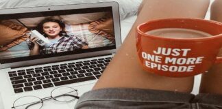 Netflix thrillers that will keep you up all night  netflix