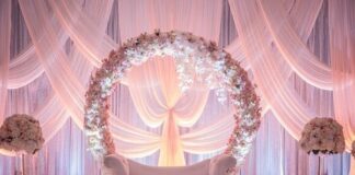 Couple Seating décor ideas for Intimate Celebrations