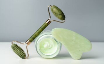 How to use a jade roller and gua sha for face and neck