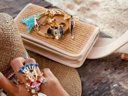 Different ways to include sea shell into your wedding look