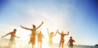 Most Influential Beach Looks for the Season