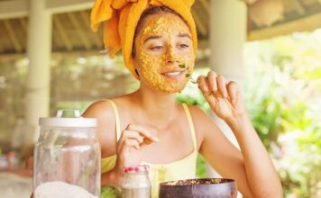 Get The Glow With DIY Face Packs