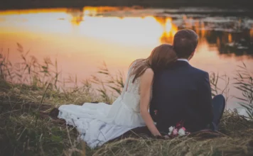 Eight Creative Save The Date Ideas