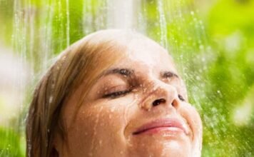 Monsoon Scaring Your Skin? Apply This Skincare Routine