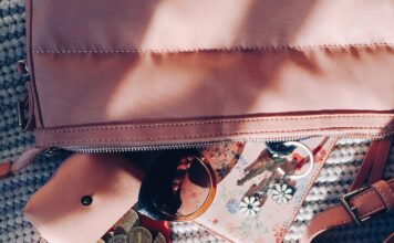 Handbag Essentials to be Prepared for Any Situation