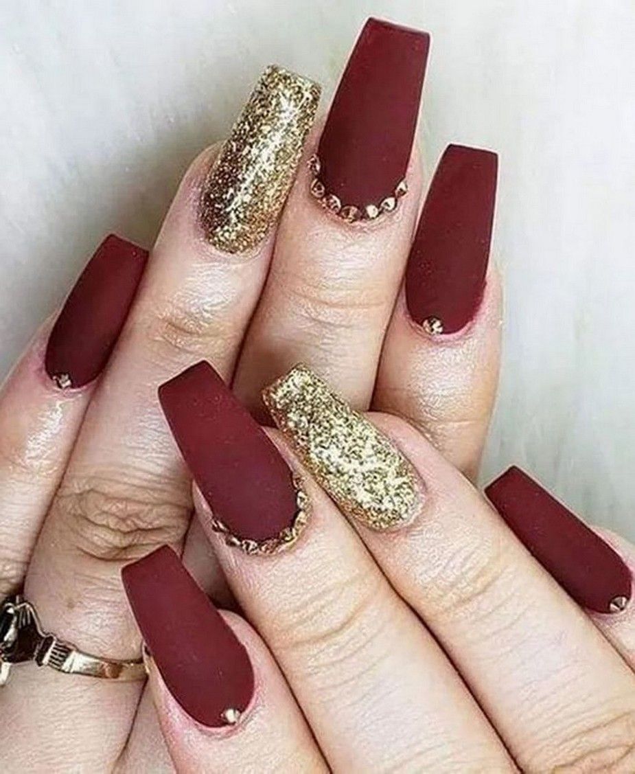 11 Stunning Wedding Nail Art Designs For the Bride - BBstyles.net