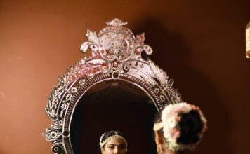 Make-Up Essentials to Include in Your Bridal Touch-Up Kit