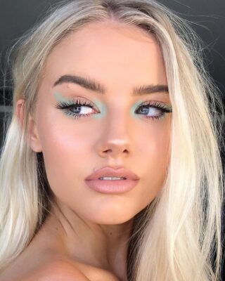 Pop of Color New year makeup looks