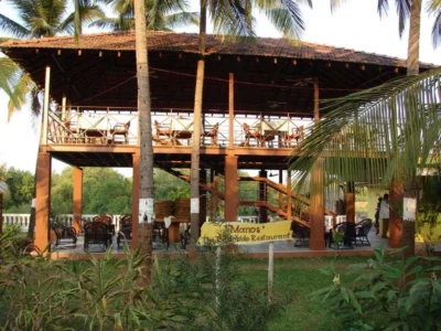 Manos - Mercure Devaaya Resort, Goa