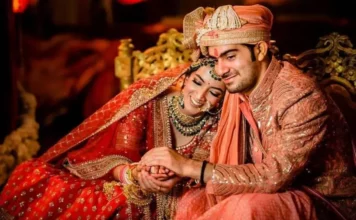 Apart From The Seven Circumambulations For Societal Customs, Also Take Seven Vows For Your Spouse Privately Seven Personal Vows - Wedding Affair