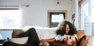 Signs Of An Emotionally Safe Relationship Signs Of An Emotionally Safe Relationship - Wedding Affair