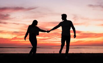 Navigating the Distance: A Deep Dive into Long-Distance Relationships Long Distance Relationships - Wedding Affair