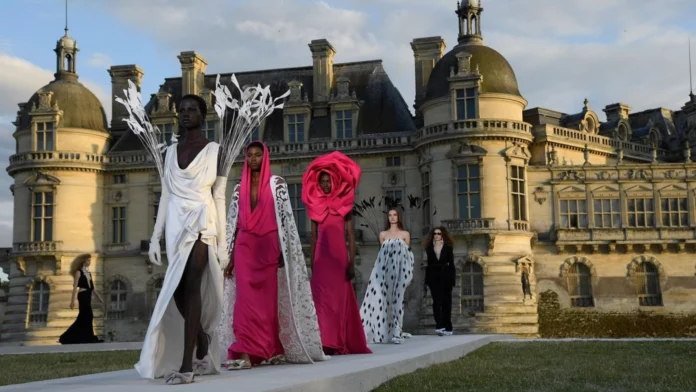 Paris Haute Couture 2023 - Wedding Affair