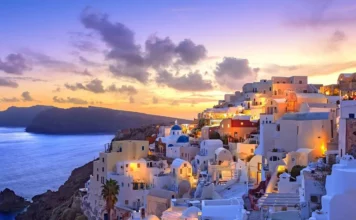 Island Escapades: Romantic Hideaways in the Greek Islands Romantic Hideaways In The Greek Islands - Wedding Affair