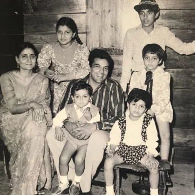 Sunny Deol With Family