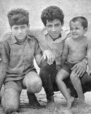 Sunny Deol With Kids