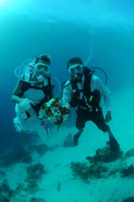 Undersea Wedding In Malaysia - Mataking Reef Resort