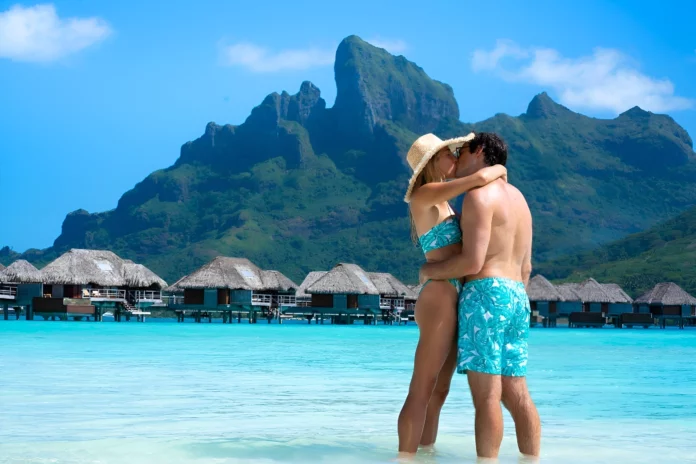 A Blue Love Affair - Bora Bora, Huahine, Tahiti - Wedding Affair