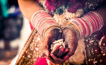 Chooda: The Elegance Of A Bride Bridal Chooda - Wedding Affair