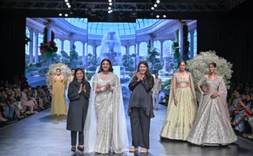 FDCI X Lakmé Fashion Week Parineeti Chopra In Saree For Faabiiana - Lakme Fashion Week