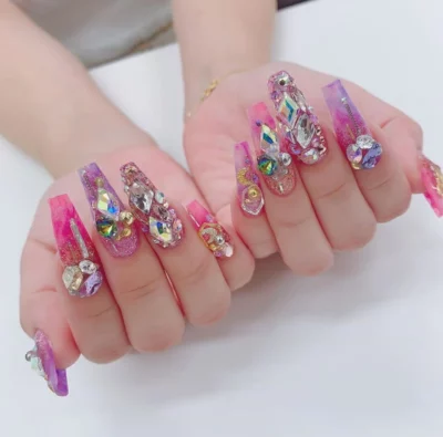 Crystal And Stone Nails