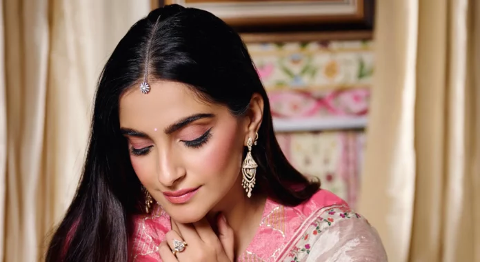 Sonam Kapoor In Zoya Jewellery - Wedding Affair