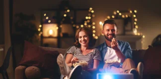 7 Heartwarming Movies For Couples To Binge-Watch Heartwarming Movies For Couples - Wedding Affair