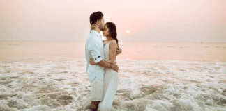 15 Pre-Wedding Photoshoot Ideas For The Creative You Pre-Wedding Photoshoot Ideas - Wedding Affair