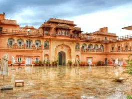 Stage a Royal Wedding at Chomu Palace, Jaipur Stage a Royal Wedding at Chomu Palace, Jaipur