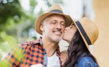 Does Age Gap Really Matter in Relationships? relationships age gap